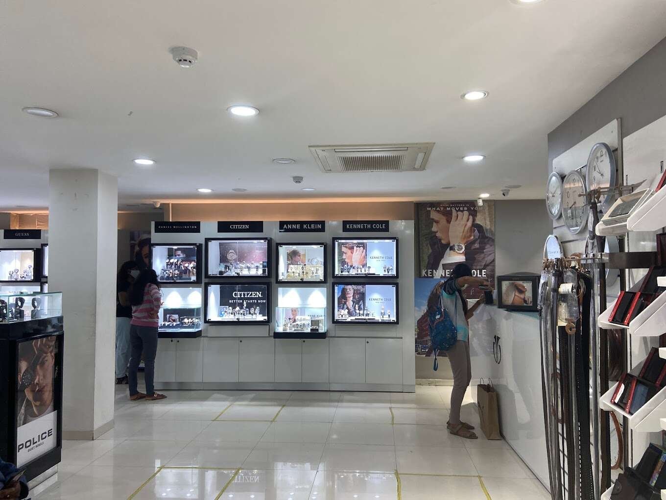 TITAN SHOWROOM